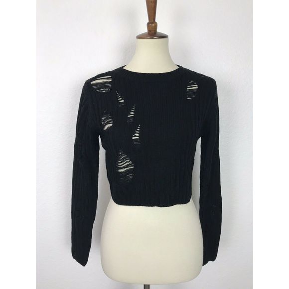 Hera Collection Sweaters - HERA Collection Black Cropped Sweater
